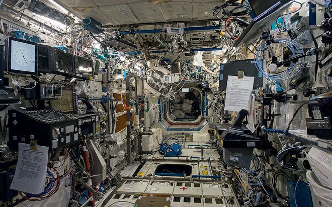Por dentro da Estação Espacial Internacional (ISS)